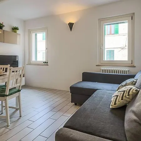 아파트 Casa Da Sogno Con Balcone, Free Wi-fi E Netflix 이에시